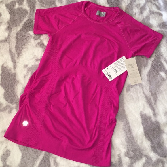 Athleta Tops - 💫  NWT Athleta Fastest Track tee